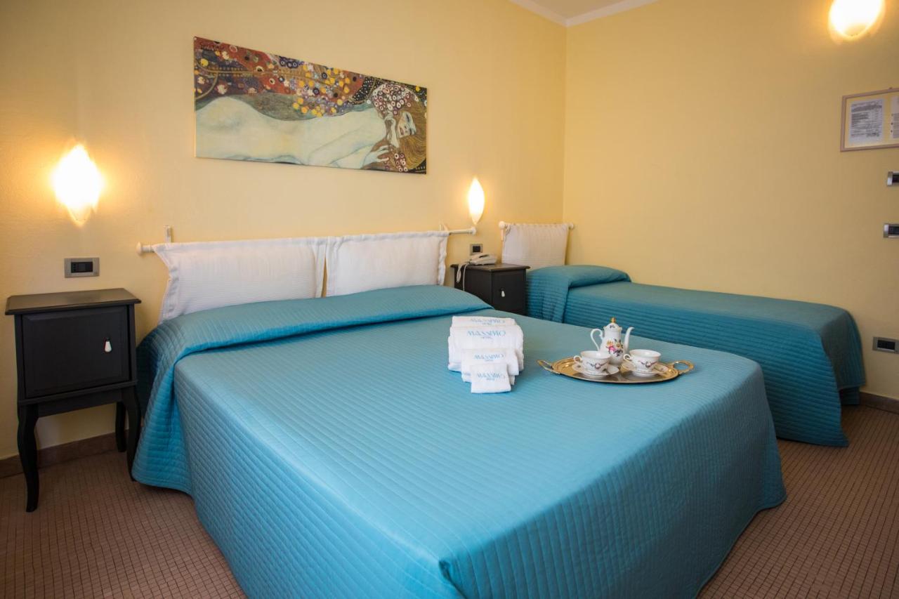 Hotel Massimo Marina di Cecina Exterior photo