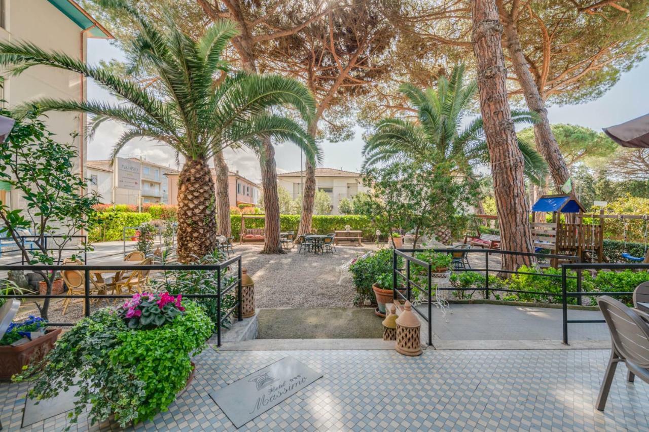 Hotel Massimo Marina di Cecina Exterior photo