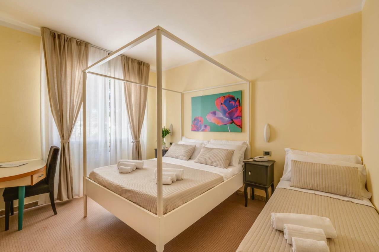 Hotel Massimo Marina di Cecina Exterior photo